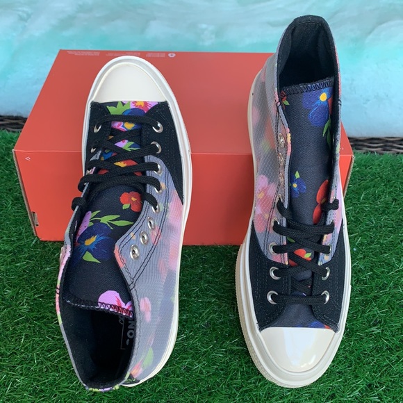 CONVERSE CHUCK 70 HI BLACK/EGRET/EGRET WMNS - Picture 7 of 16